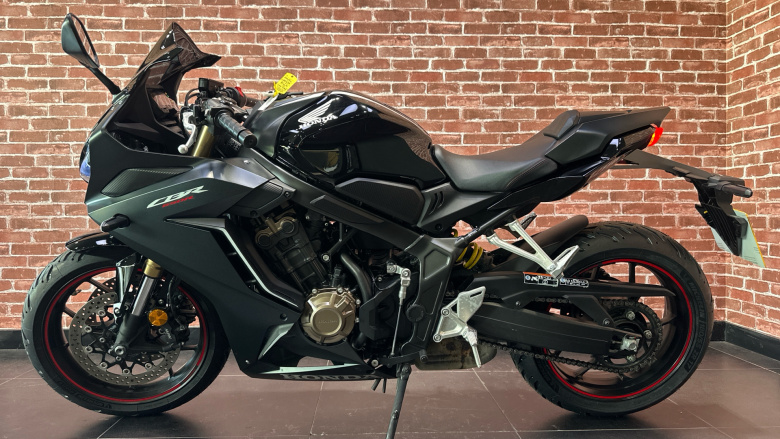 Honda CBR650R